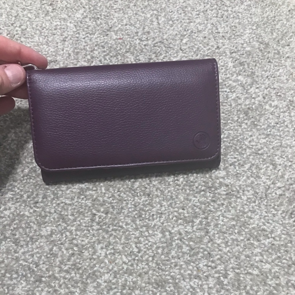 Cell phone wallet